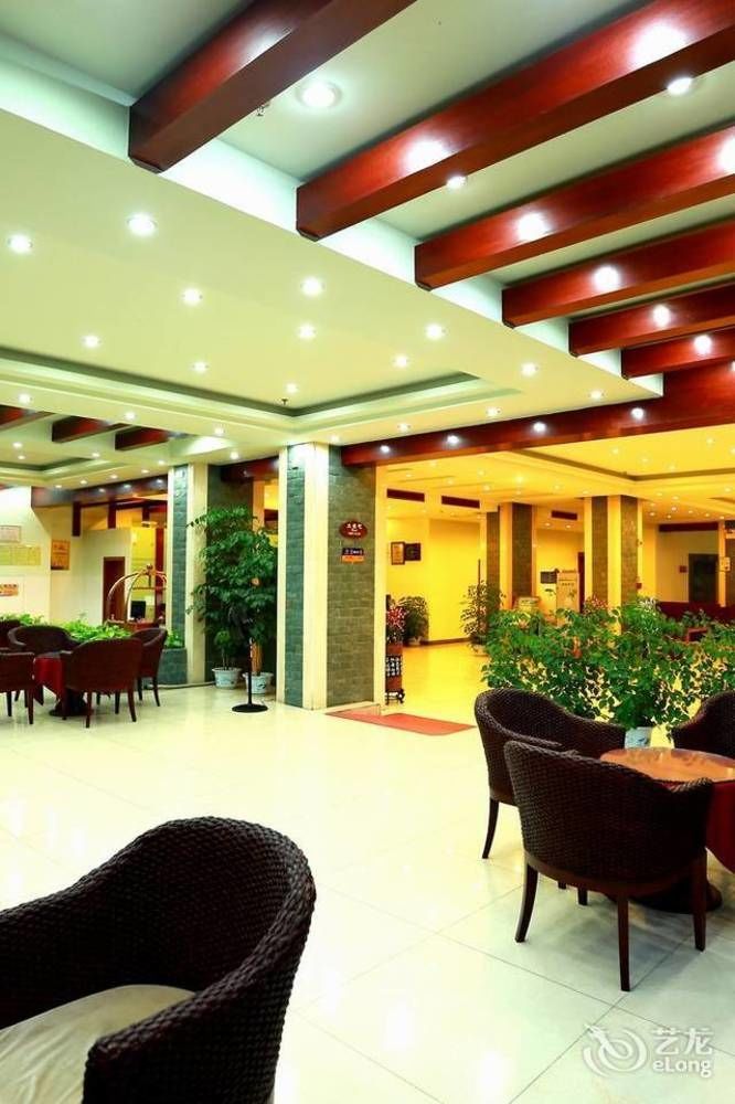 Sanya Jingwei Hotel - Санья Екстер'єр фото